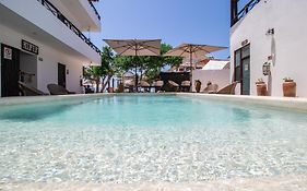 Hau Holbox, Oceanfront Boutique Hotel