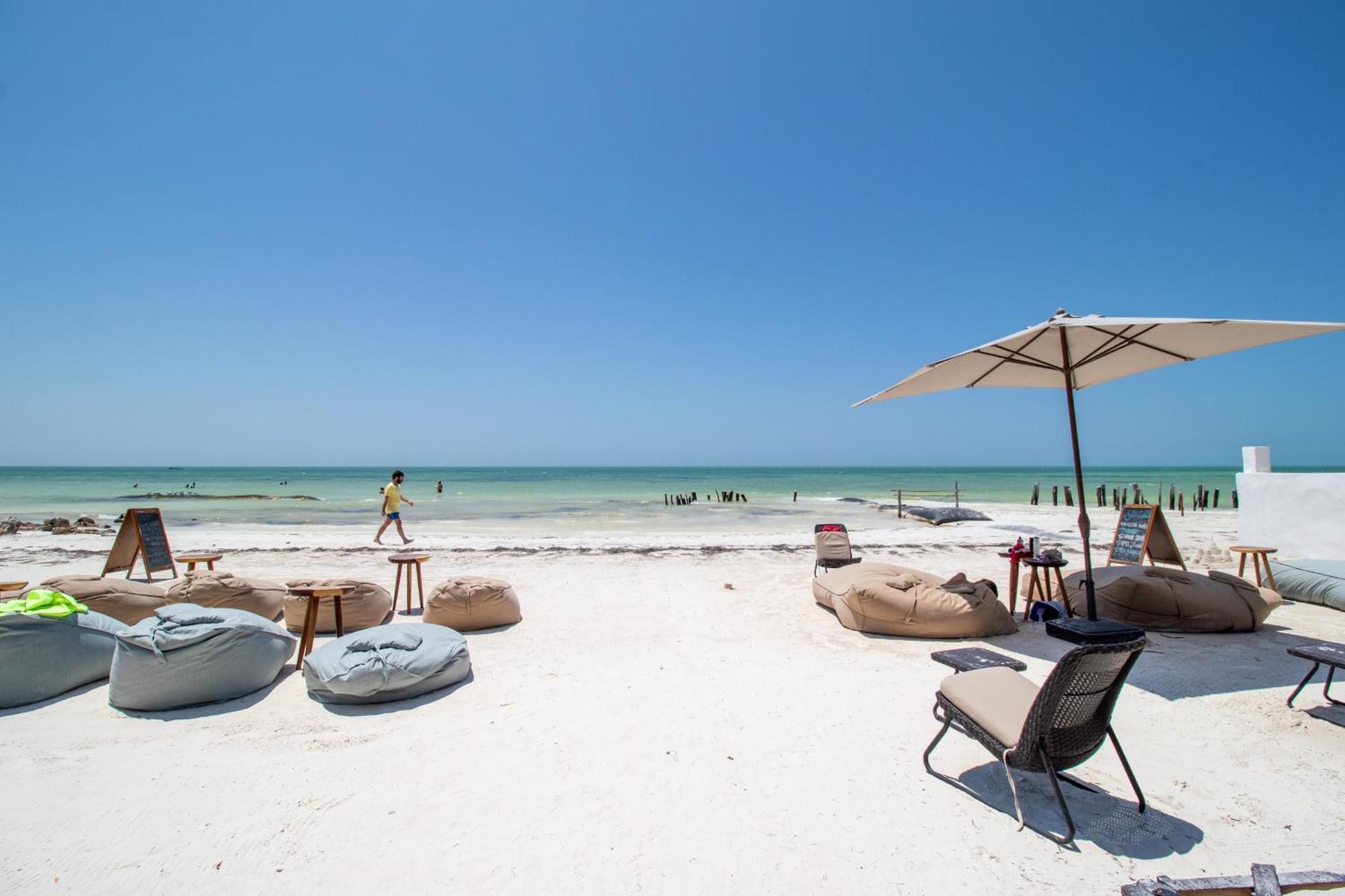 Hau Holbox, Oceanfront Boutique Hotel Exterior foto