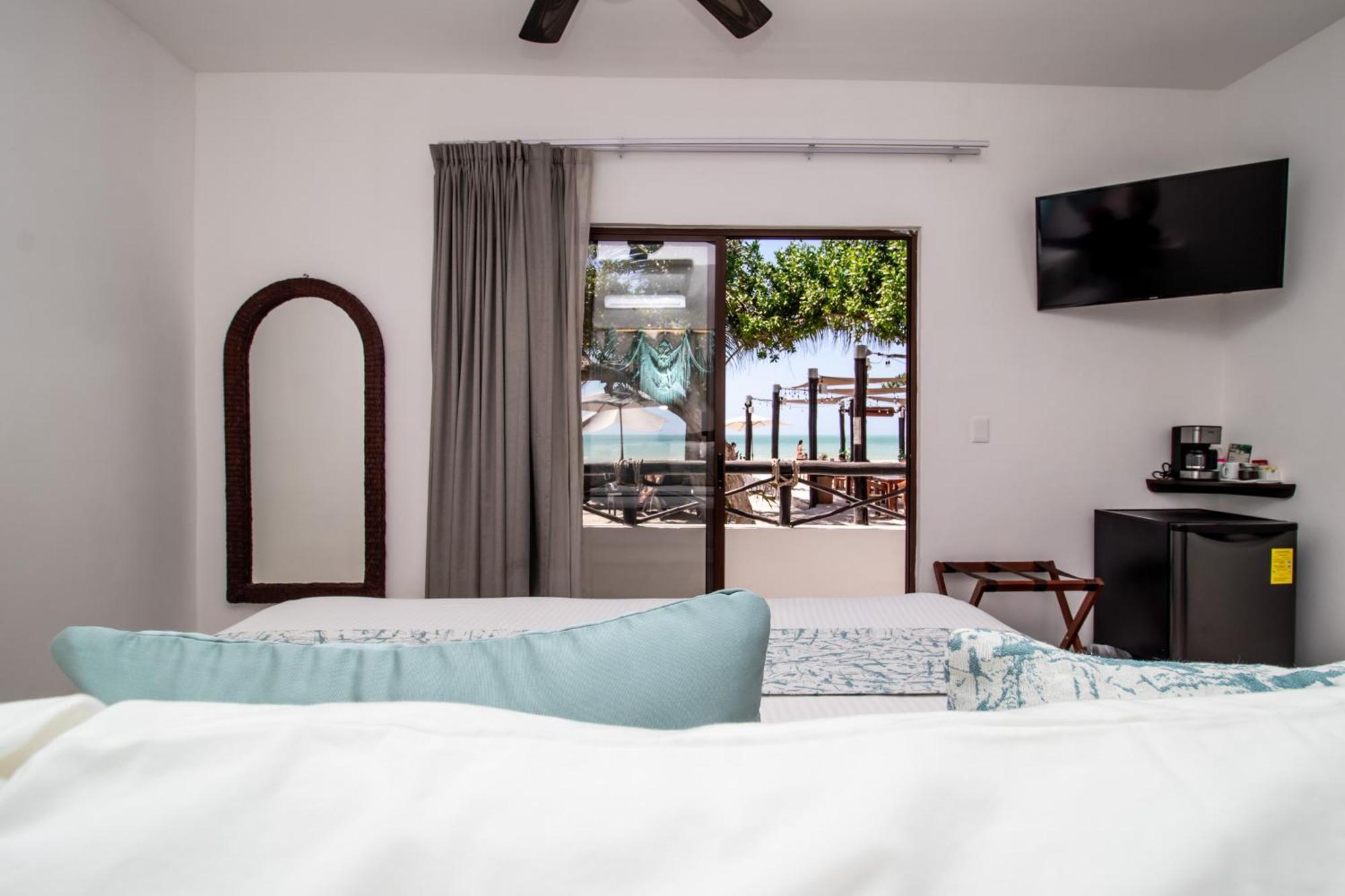 Hau Holbox, Oceanfront Boutique Hotel Exterior foto
